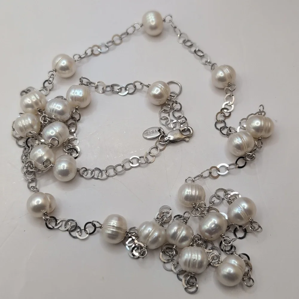 Tara T&S 925 Silver and White Pearl Necklace with Delicate Chain excellent